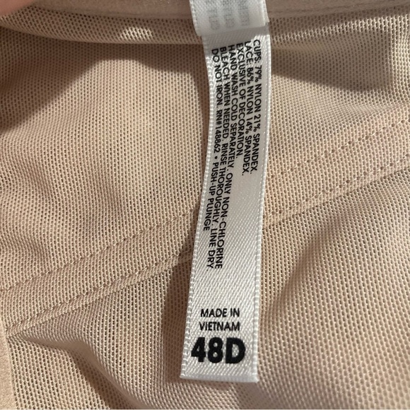 TORRID SZ 48D Set of 2 Push Up Plunge Front Closure Lace Razor Back  Bras NEW - Picture 13 of 13